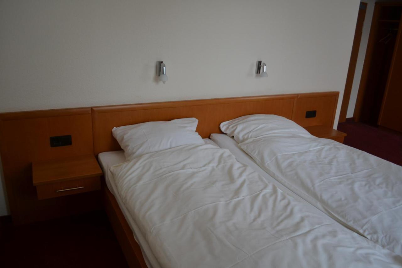 Altstadthotel-Райне Екстериор снимка