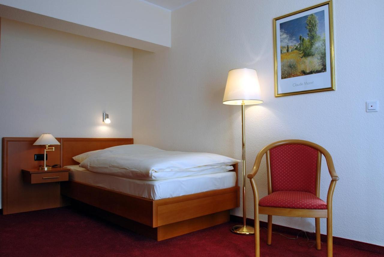 Altstadthotel-Райне Екстериор снимка