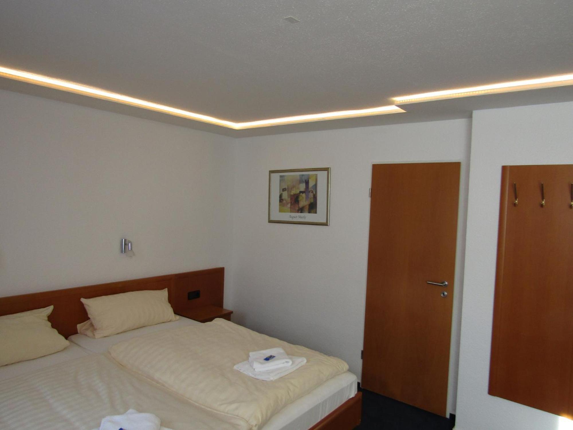 Altstadthotel-Райне Екстериор снимка